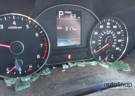 2017 Kia Forte Lx z USA, uszkodzony, nr VIN 3KPFK4A70HE120858